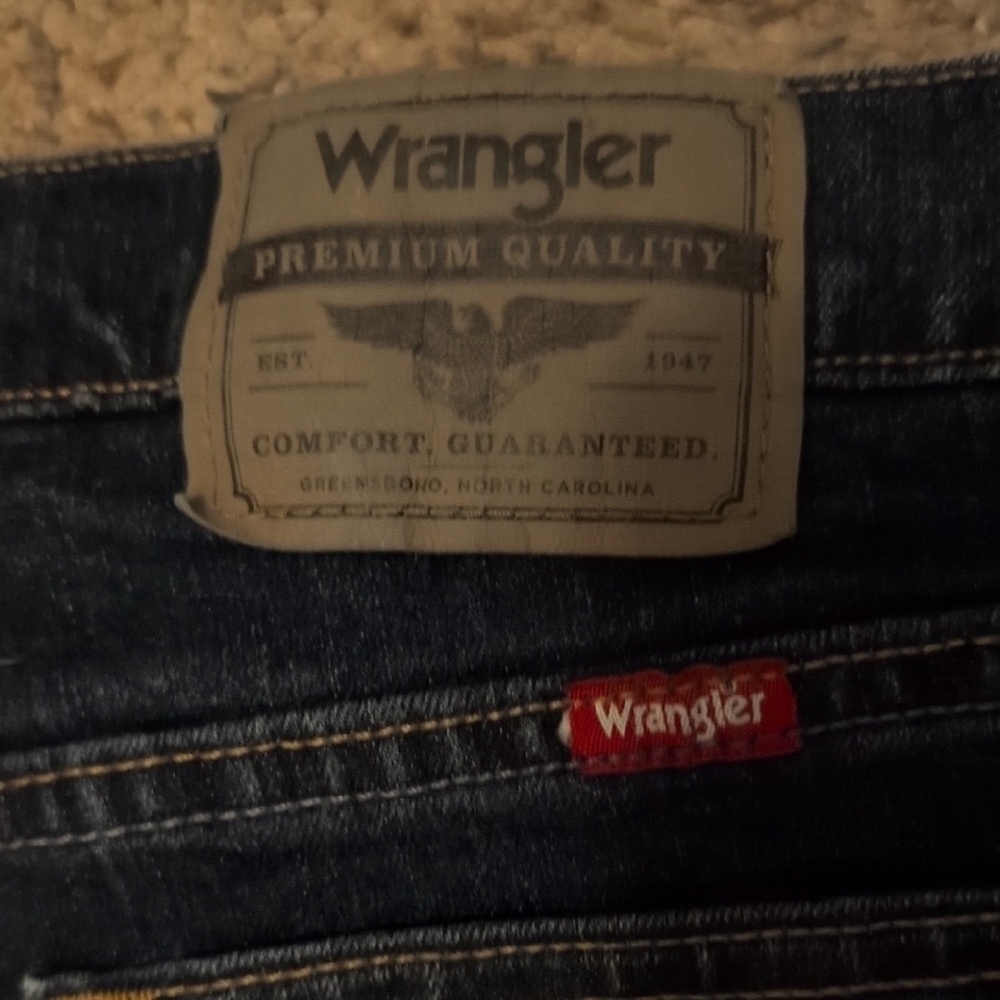 Wrangler Men's Dark Blue Straight Jeans - Picture 4 of 5